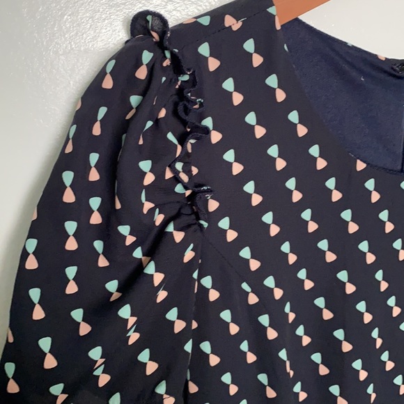 fUn DeSiGn Dress - Picture 2 of 5